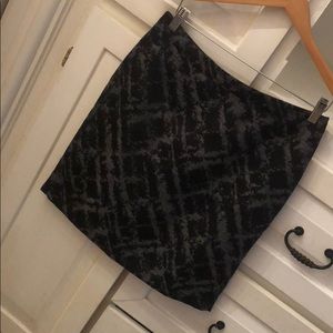 Ann Taylor giant houndstooth skirt